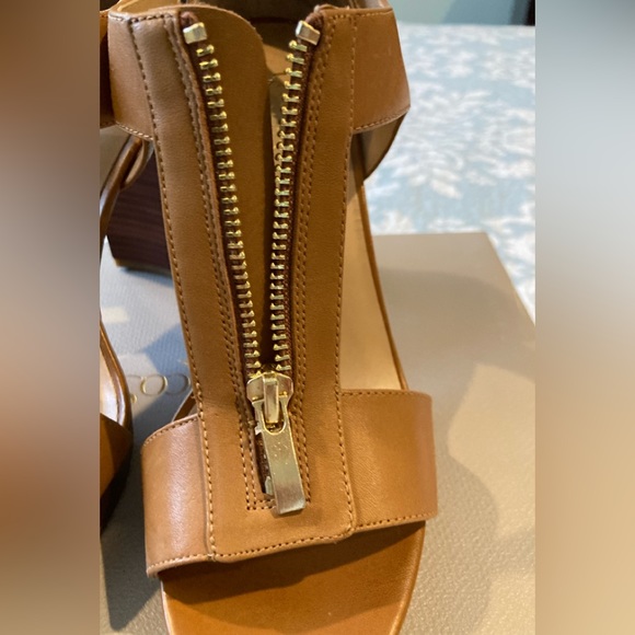 Womens heels - Picture 7 of 14